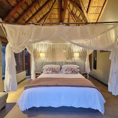 10 Raptors Lodge Hoedspruit Ngoại thất bức ảnh