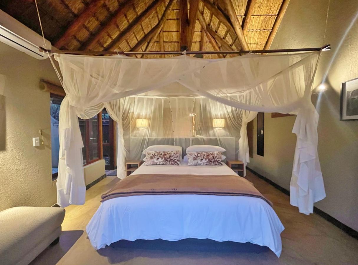10 Raptors Lodge Hoedspruit Ngoại thất bức ảnh