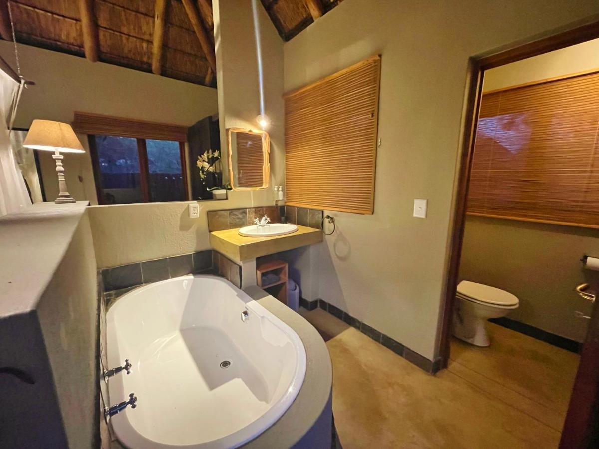 10 Raptors Lodge Hoedspruit Ngoại thất bức ảnh