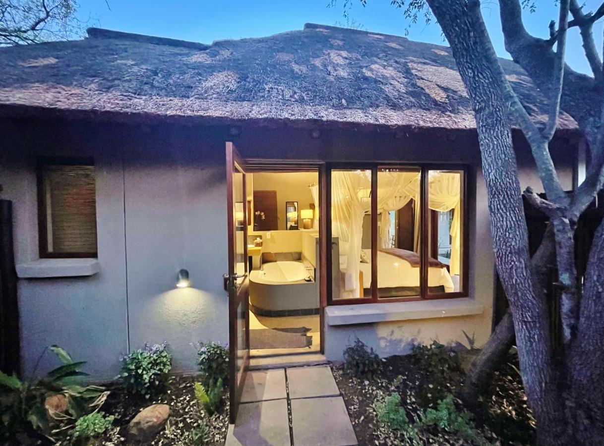 10 Raptors Lodge Hoedspruit Ngoại thất bức ảnh