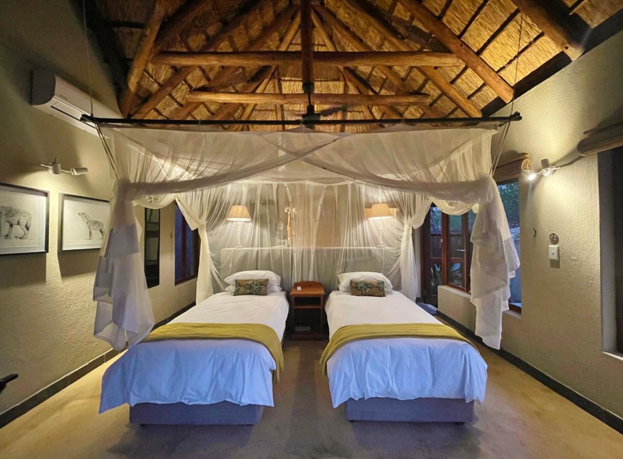 10 Raptors Lodge Hoedspruit Ngoại thất bức ảnh