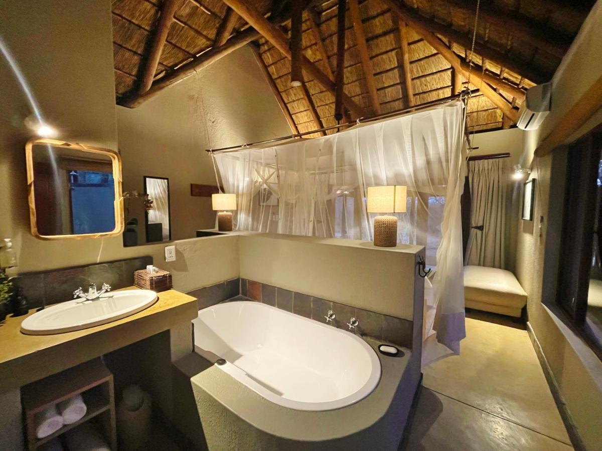10 Raptors Lodge Hoedspruit Ngoại thất bức ảnh